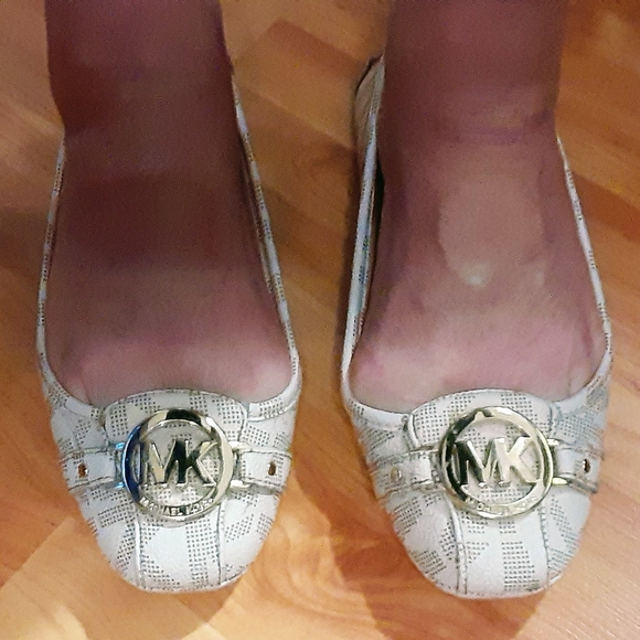 CUTE MICHAEL KORS SHOES - Picture 3 of 3
